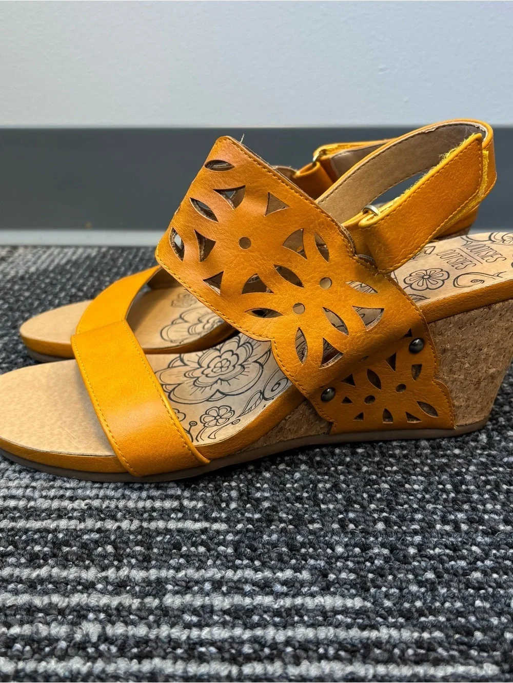 Mootsies Tootsies great preowned